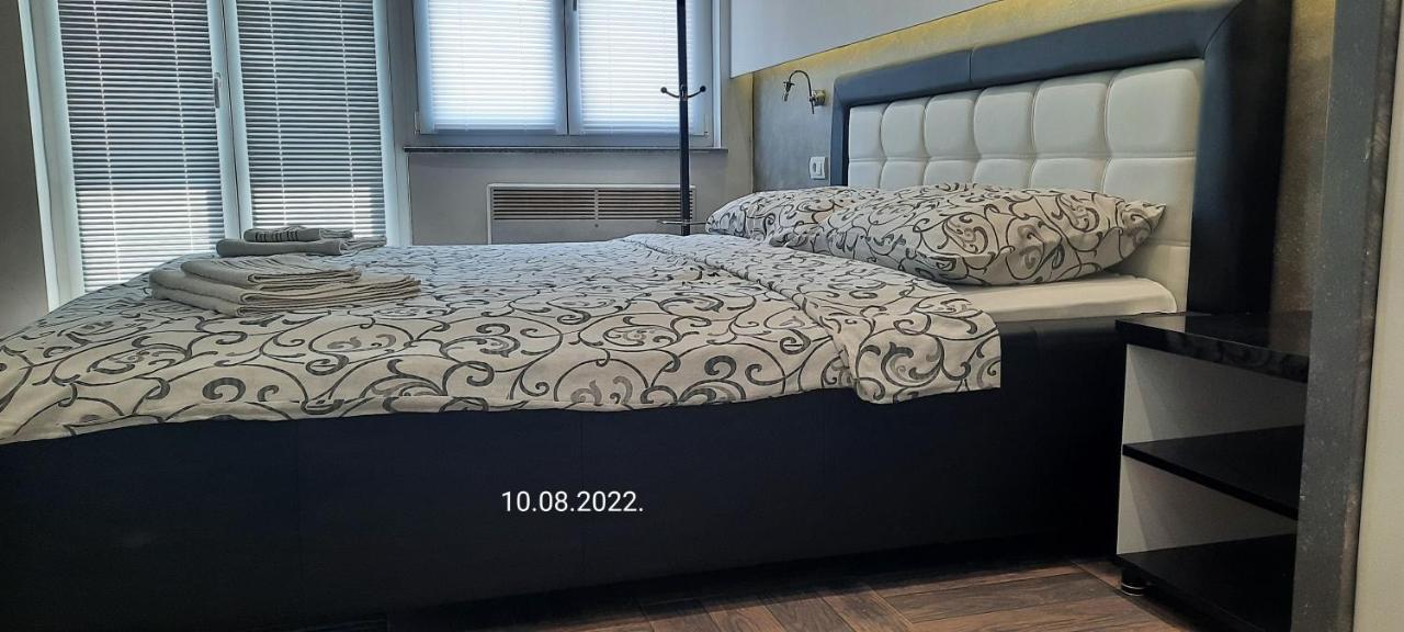 De Lux Apartment Maki バニャ・ルカ エクステリア 写真