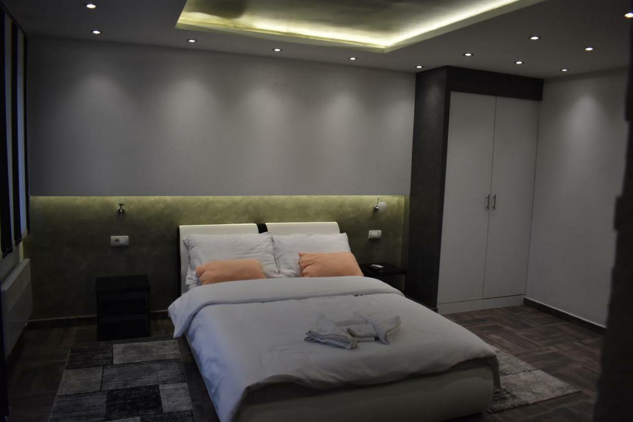 De Lux Apartment Maki バニャ・ルカ エクステリア 写真