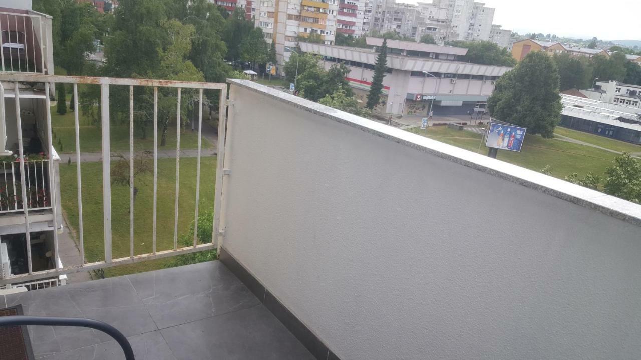De Lux Apartment Maki バニャ・ルカ エクステリア 写真